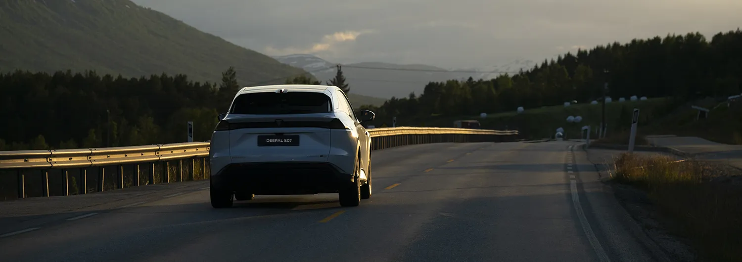 Assistente de manutenção na faixa